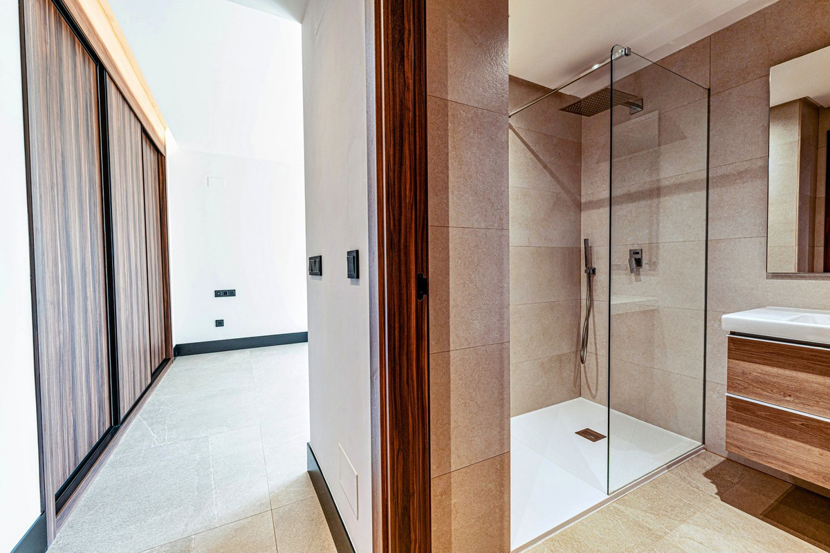 Appartement te koop in Nueva Andalucía | 3 slaapkamers H5293786