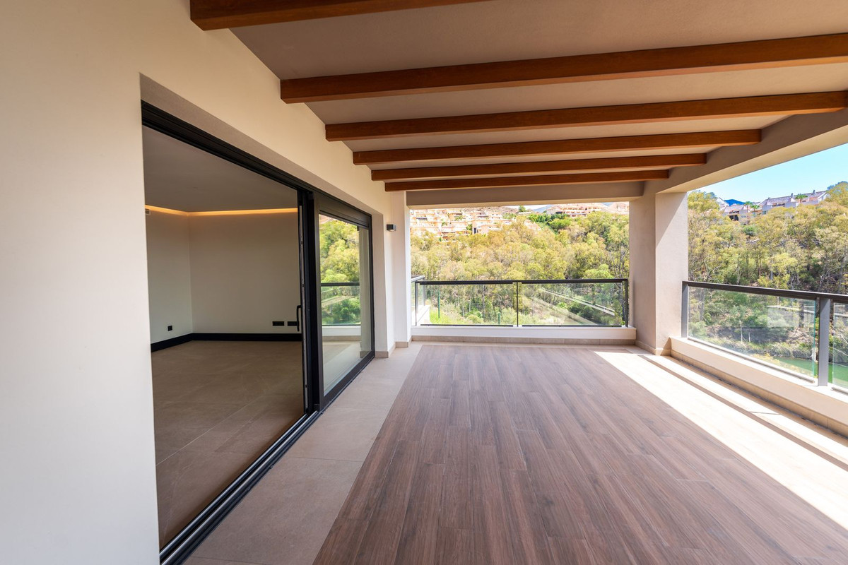 Appartement te koop in Nueva Andalucía | 3 slaapkamers H5293786