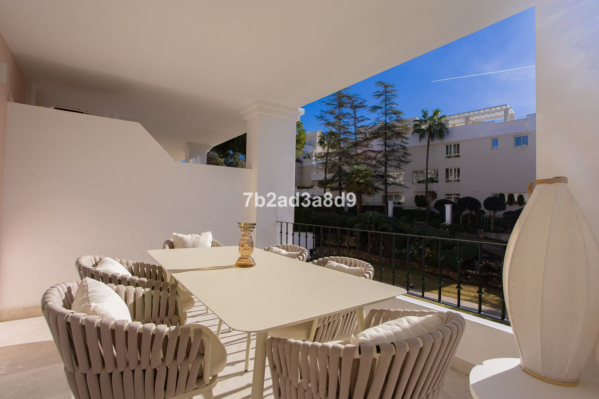 Appartement te koop in Nueva Andalucía | 4 slaapkamers H5293948