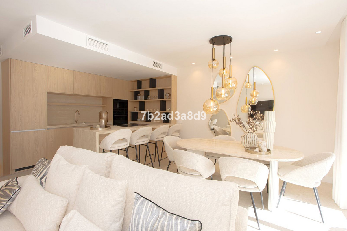 Appartement te koop in Nueva Andalucía | 4 slaapkamers H5293948