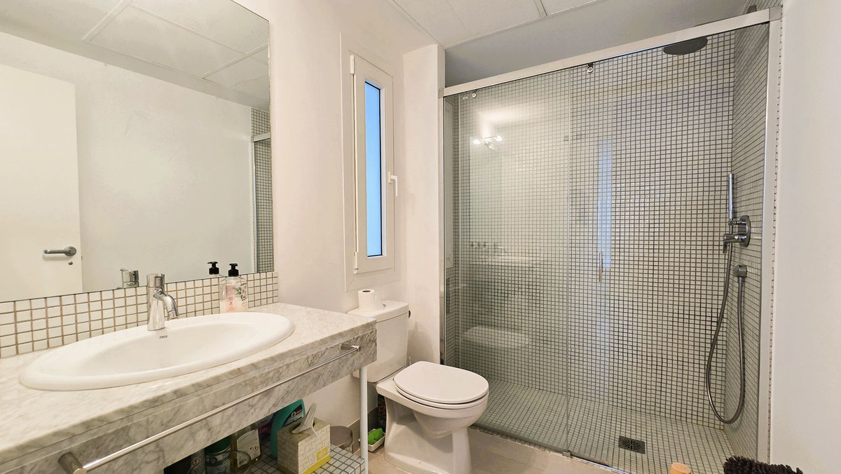 Appartement te koop in Nueva Andalucía | 1 slaapkamers H5295856