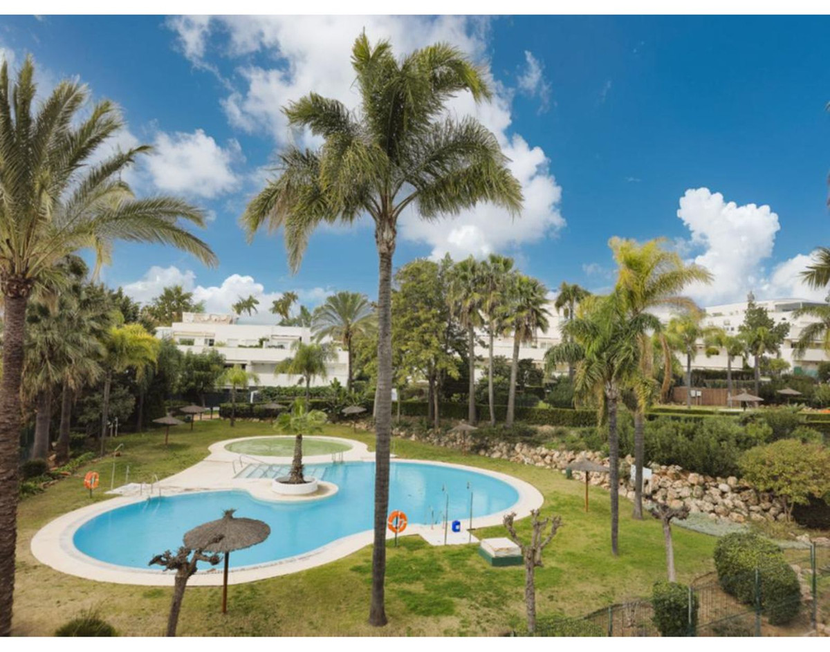 Appartement te koop in Nueva Andalucía | 1 slaapkamers H5295856