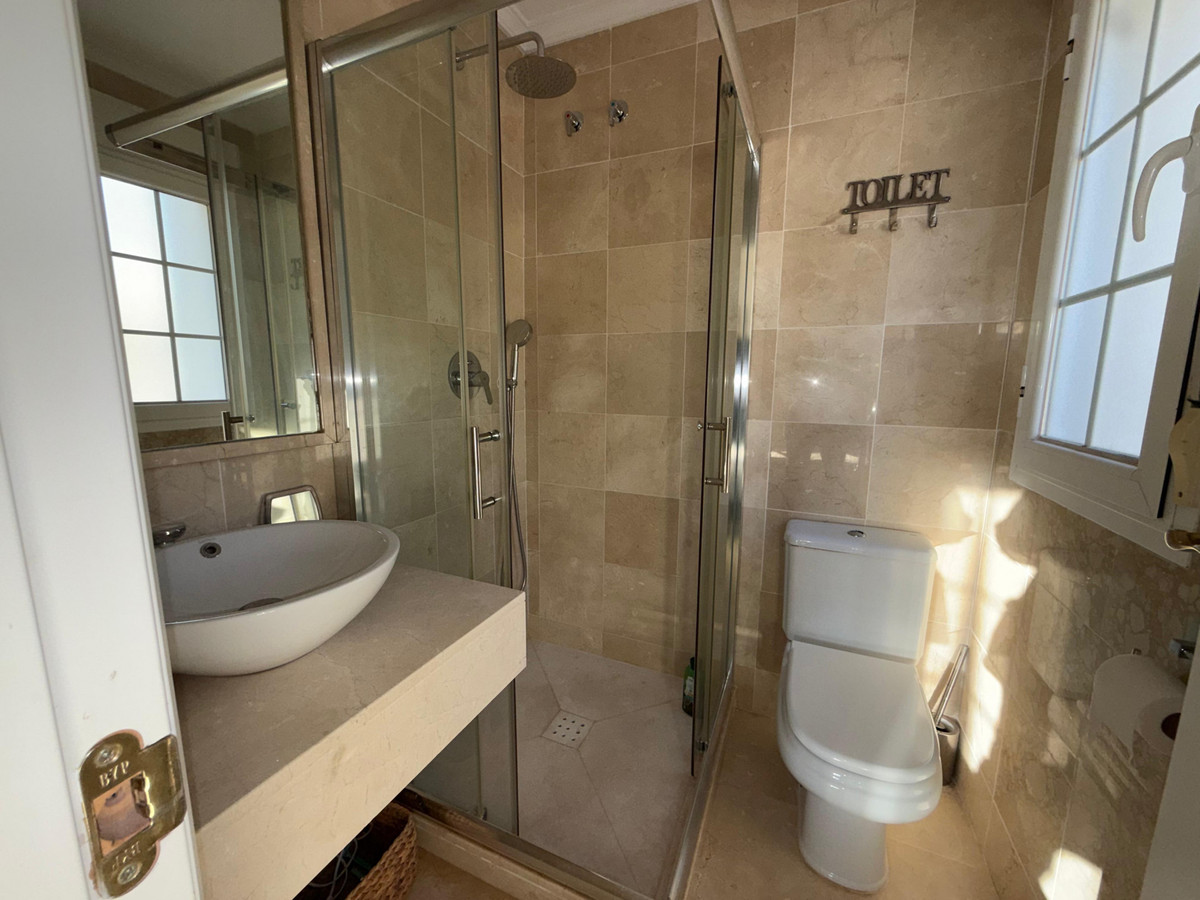 Appartement te koop in Nueva Andalucía | 4 slaapkamers H5299234