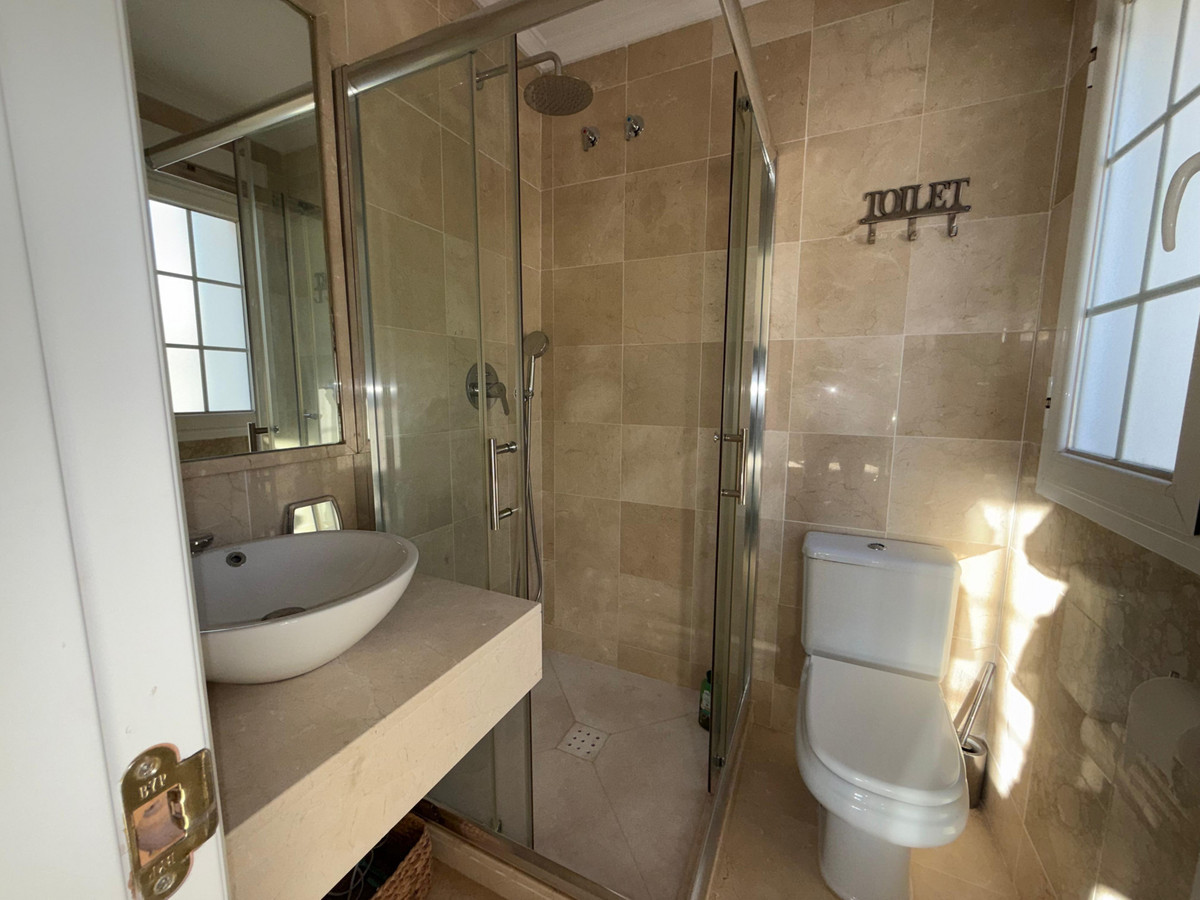 Appartement te koop in Nueva Andalucía | 4 slaapkamers H5299234