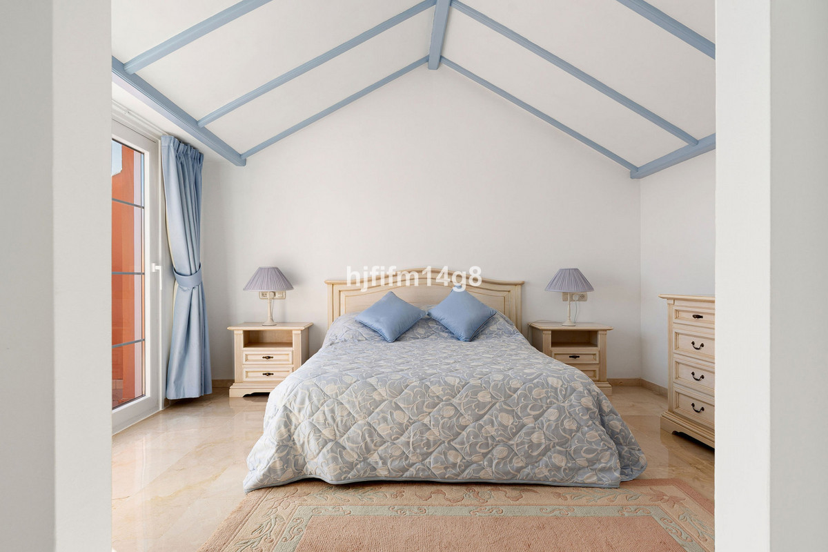 Appartement te koop in Nueva Andalucía | 3 slaapkamers H5300596