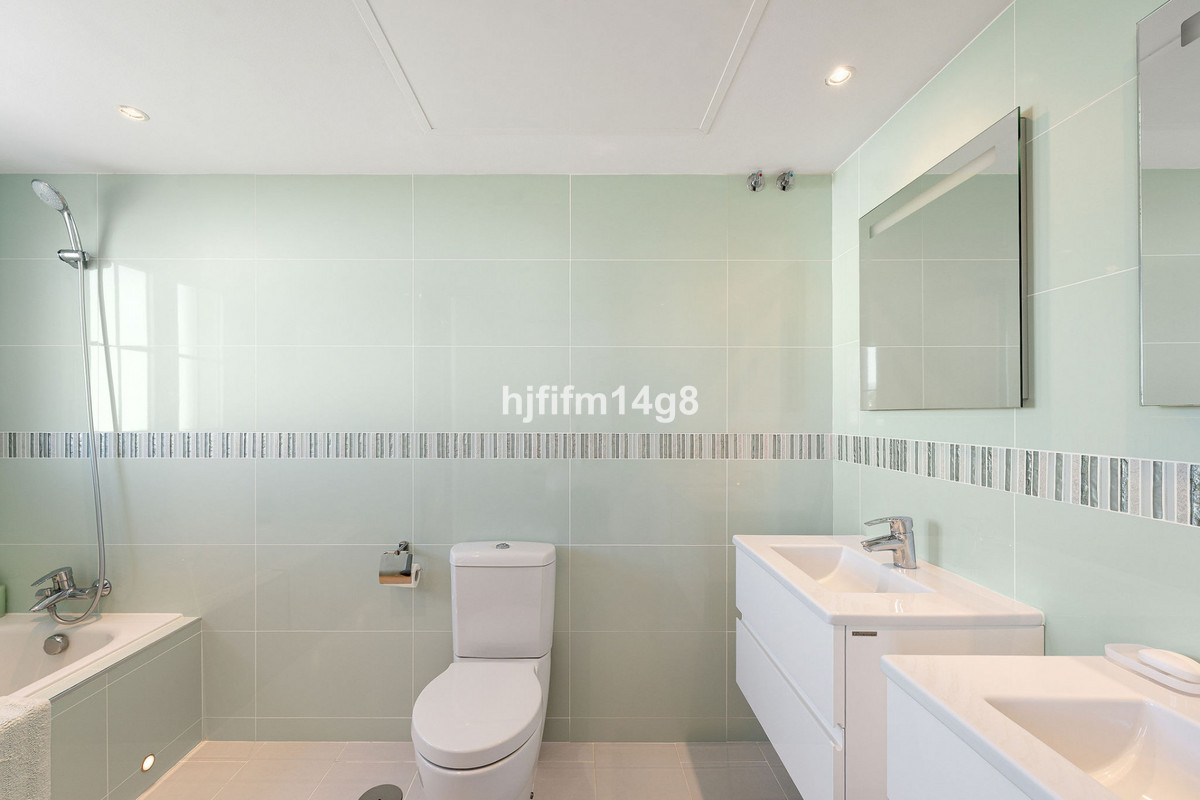 Appartement te koop in Nueva Andalucía | 3 slaapkamers H5300596