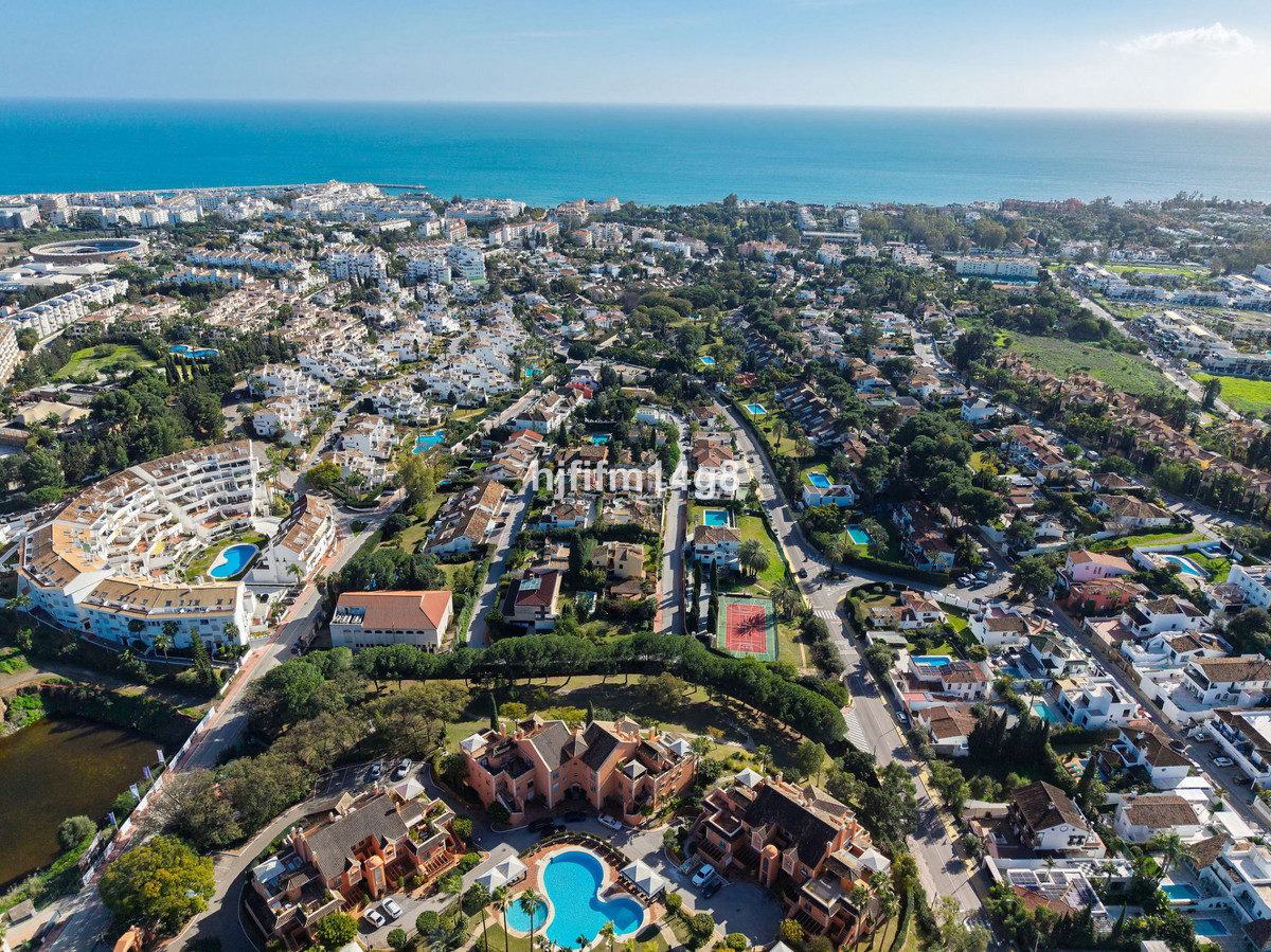 Appartement te koop in Nueva Andalucía | 3 slaapkamers H5300596