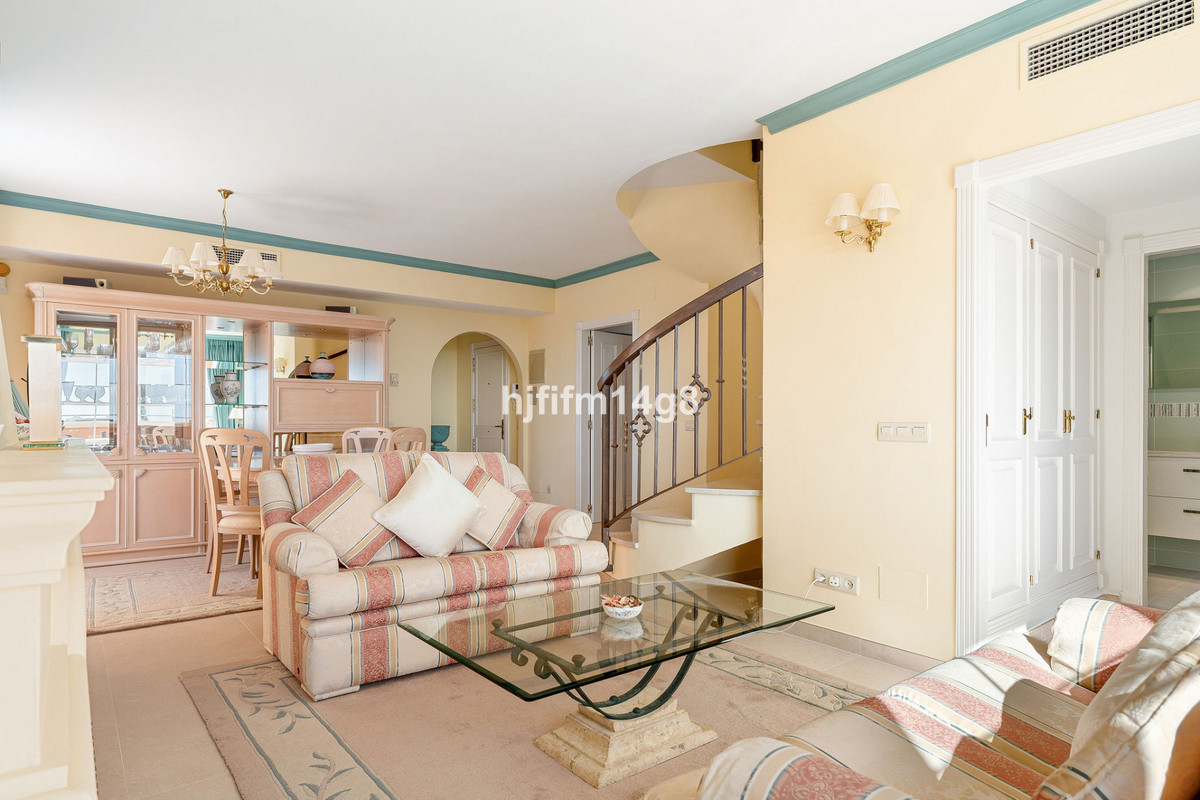 Appartement te koop in Nueva Andalucía | 3 slaapkamers H5300596