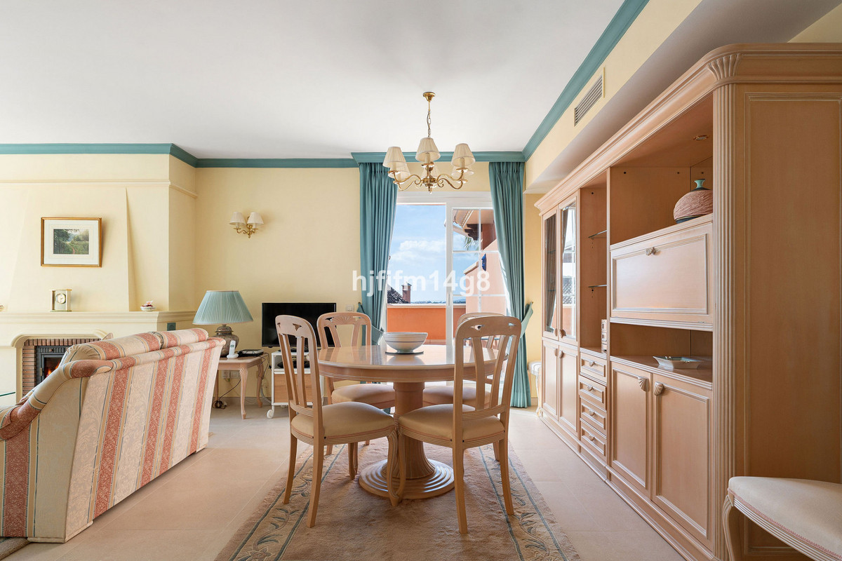 Appartement te koop in Nueva Andalucía | 3 slaapkamers H5300596