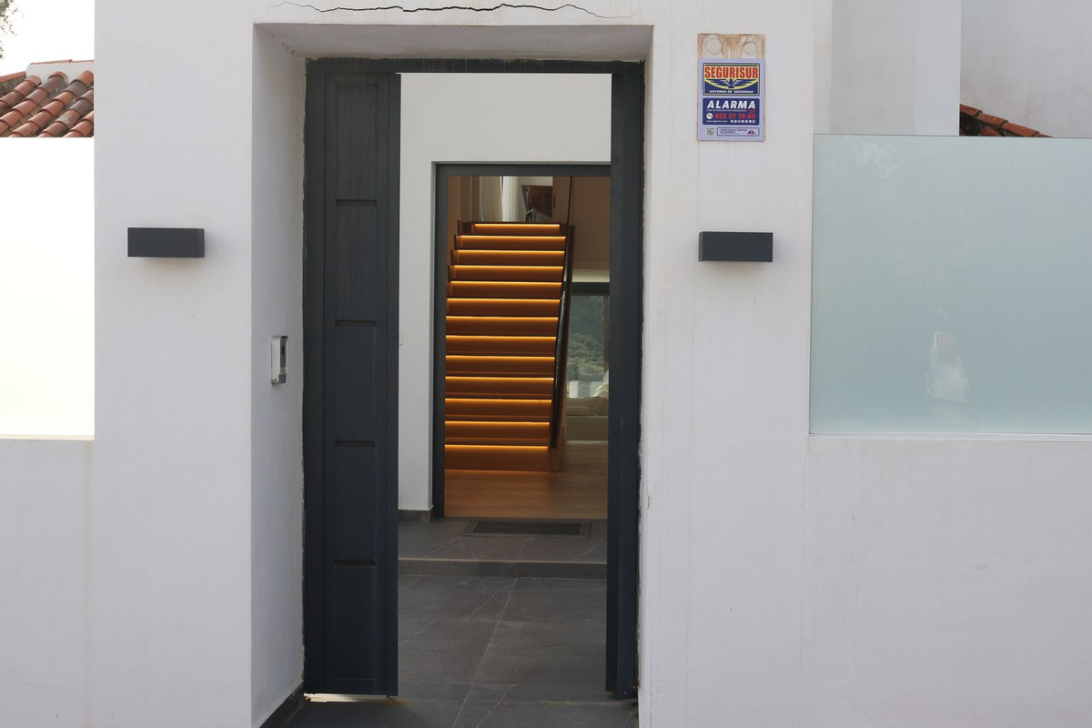 Property main view 76