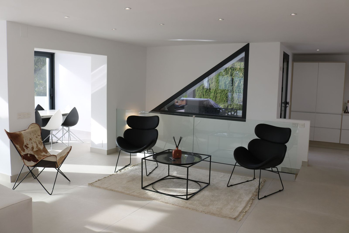 Property main view 90