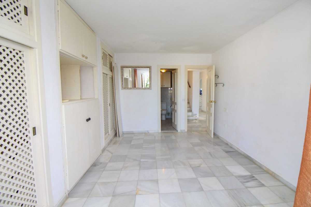 Appartement te koop in Nueva Andalucía | 2 slaapkamers H5306830