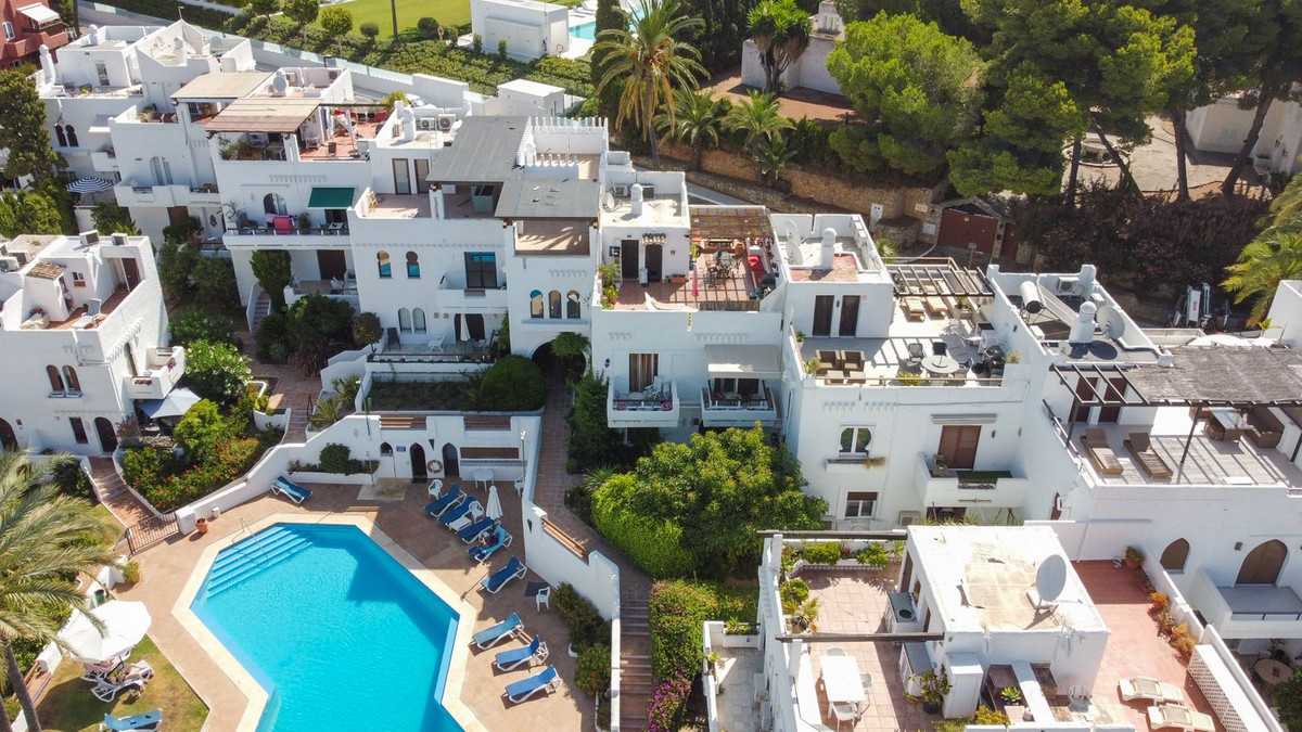 Appartement te koop in Nueva Andalucía | 2 slaapkamers H5306830