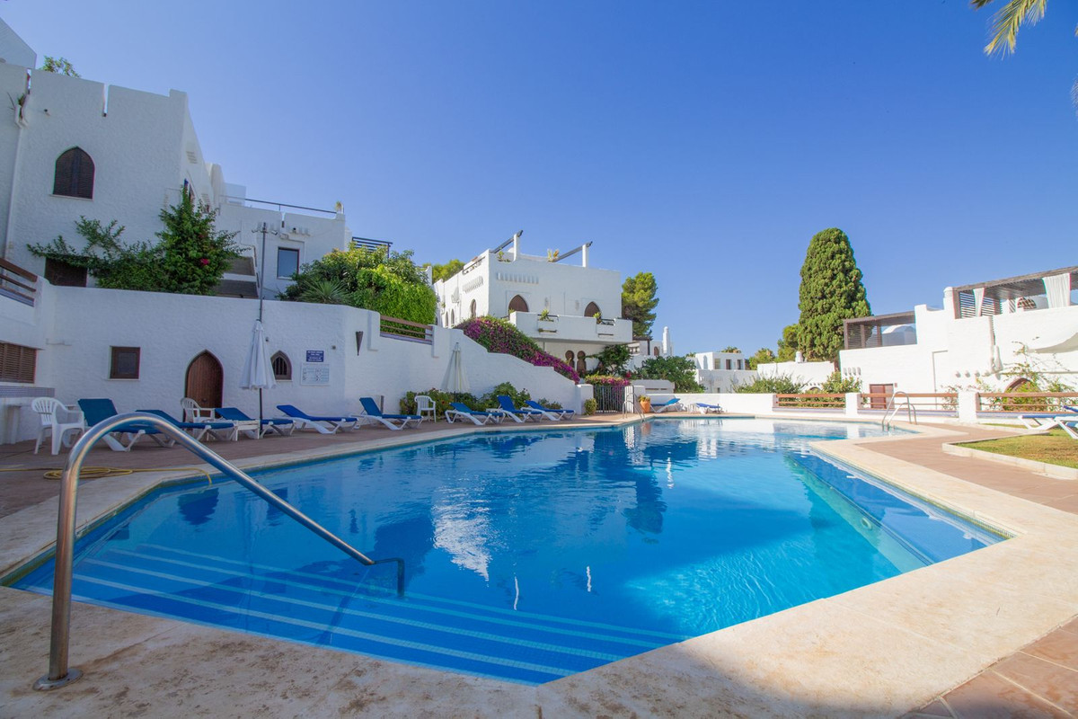 Appartement te koop in Nueva Andalucía | 2 slaapkamers H5306830