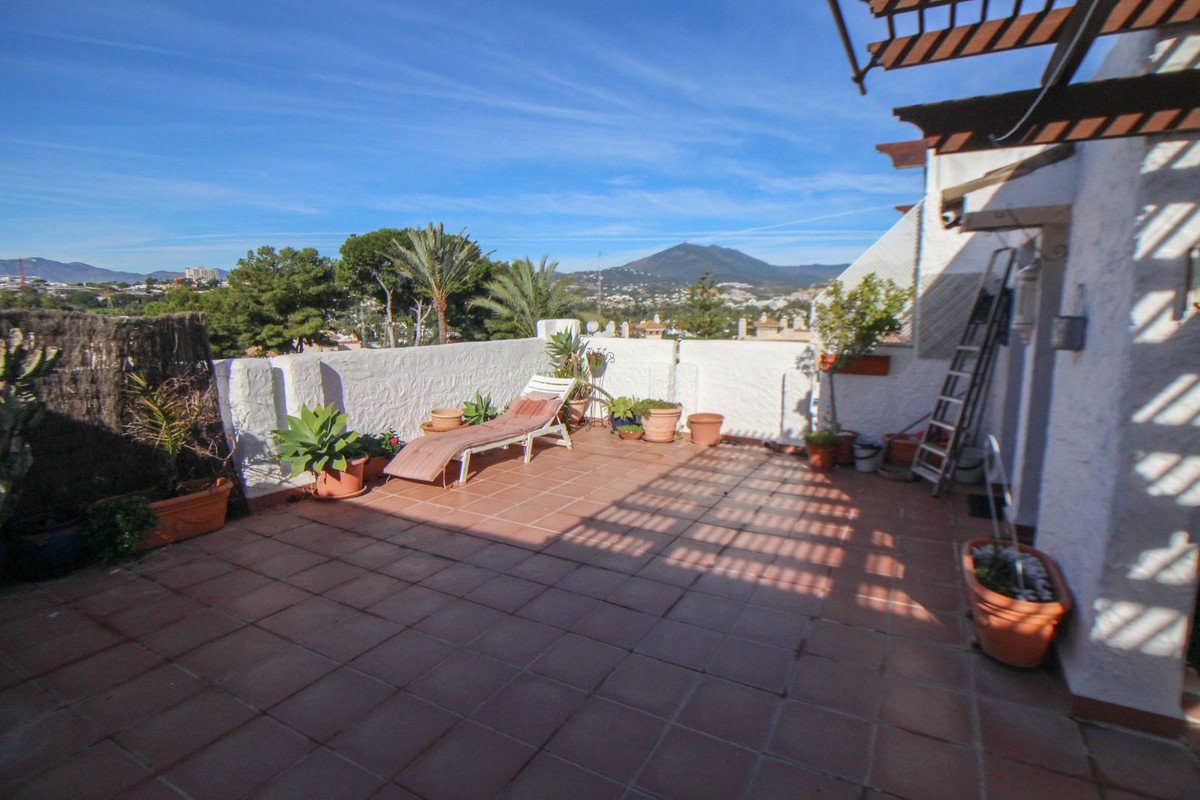 Appartement te koop in Nueva Andalucía | 2 slaapkamers H5306830