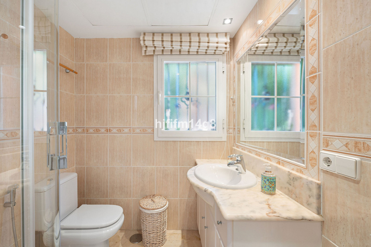 Appartement te koop in Nueva Andalucía | 3 slaapkamers H5309341