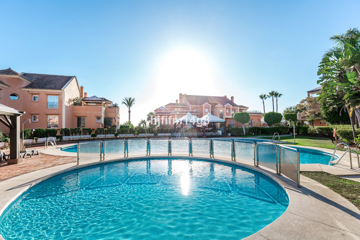 Appartement te koop in Nueva Andalucía | 3 slaapkamers H5309341