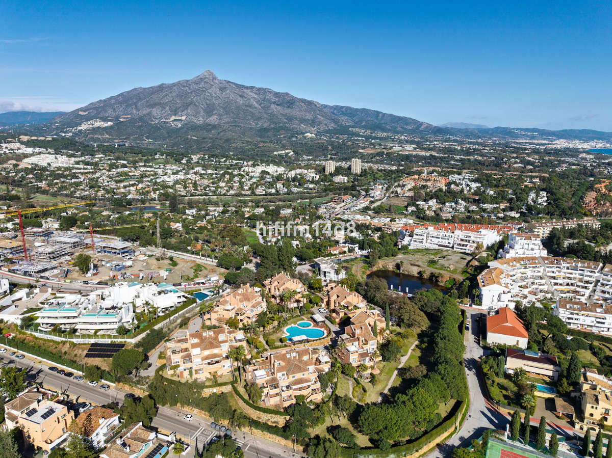Appartement te koop in Nueva Andalucía | 3 slaapkamers H5309341