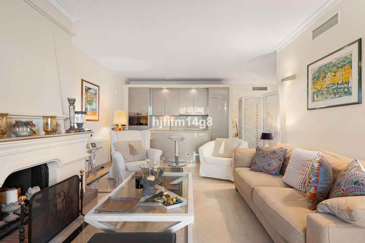 Appartement te koop in Nueva Andalucía | 3 slaapkamers H5309341