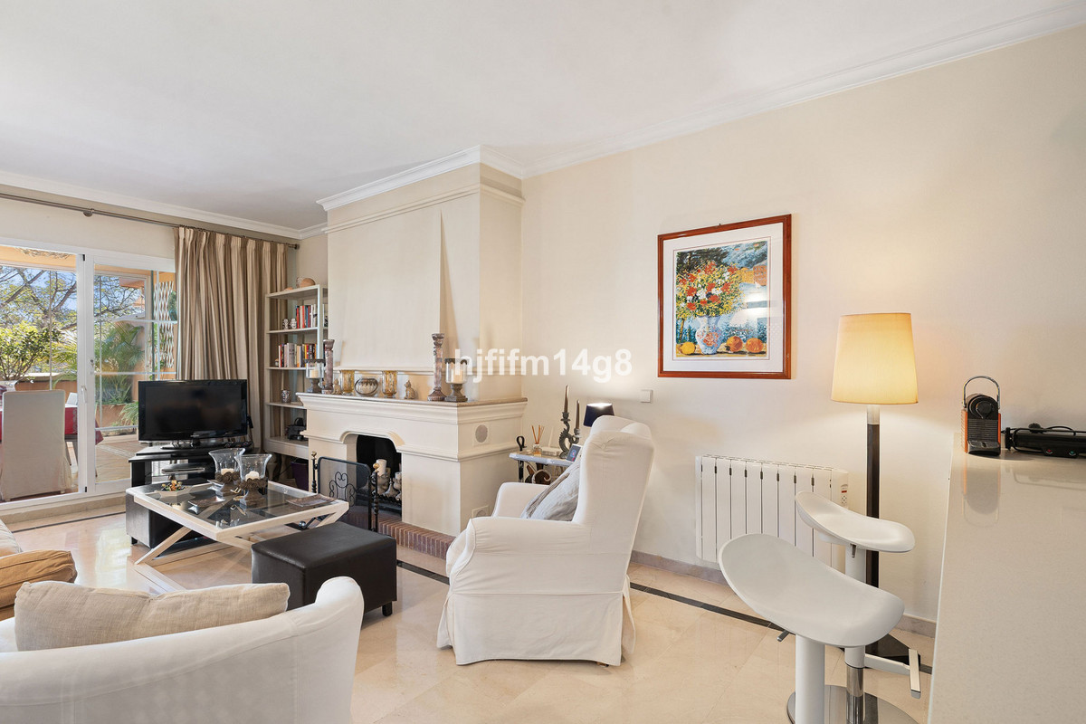 Appartement te koop in Nueva Andalucía | 3 slaapkamers H5309341