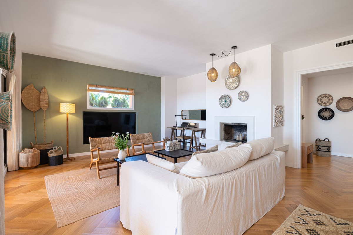 Appartement te koop in Nueva Andalucía | 3 slaapkamers H5310676