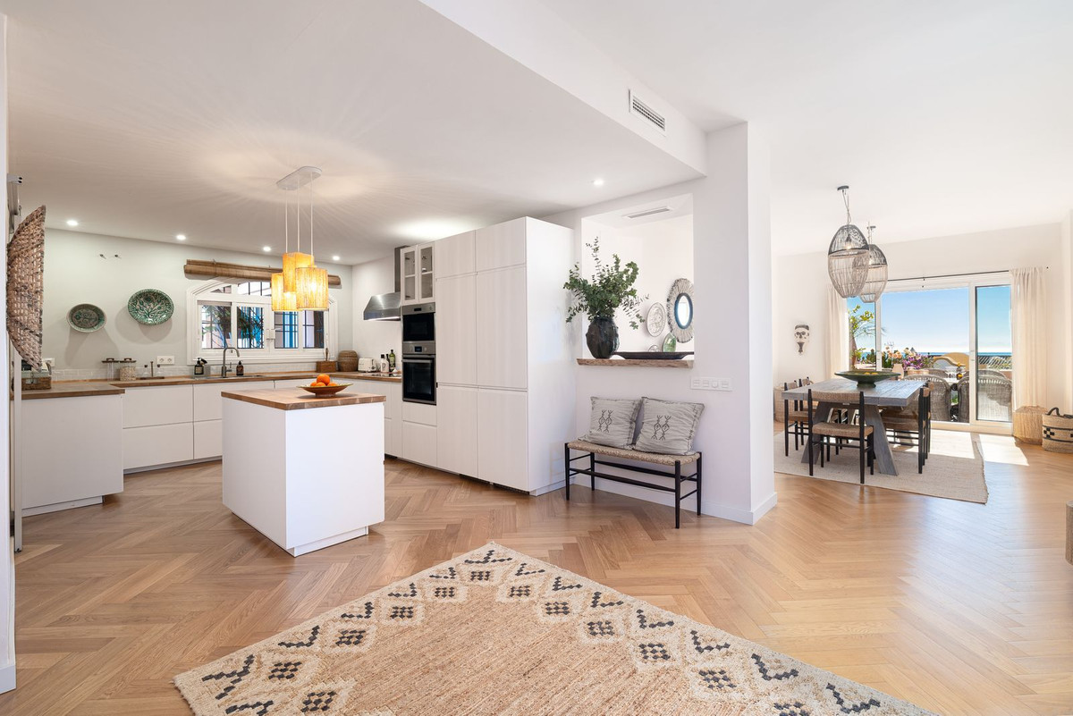 Appartement te koop in Nueva Andalucía | 3 slaapkamers H5310676