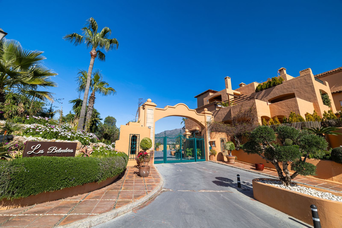 Appartement te koop in Nueva Andalucía | 3 slaapkamers H5310676