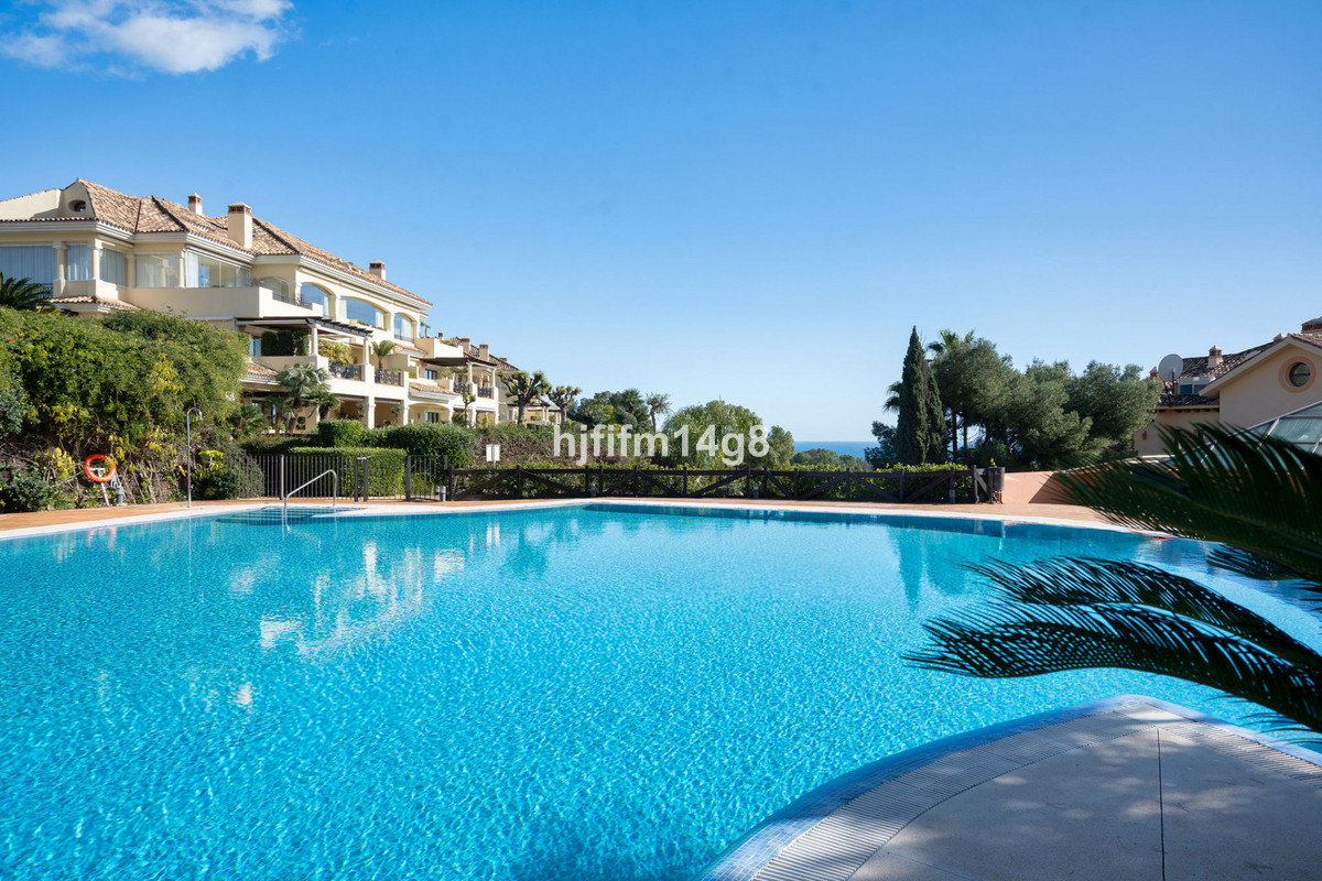 Appartement te koop in Nueva Andalucía | 3 slaapkamers H5311015