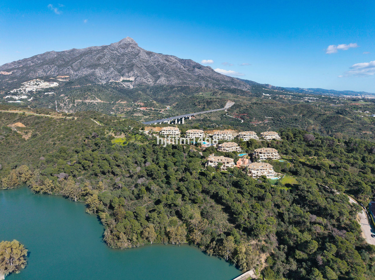 Appartement te koop in Nueva Andalucía | 3 slaapkamers H5311015