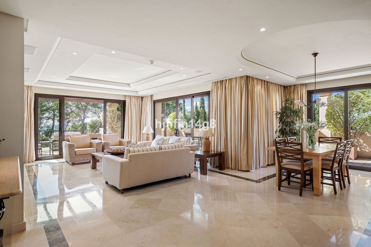 Appartement te koop in Nueva Andalucía | 3 slaapkamers H5311015