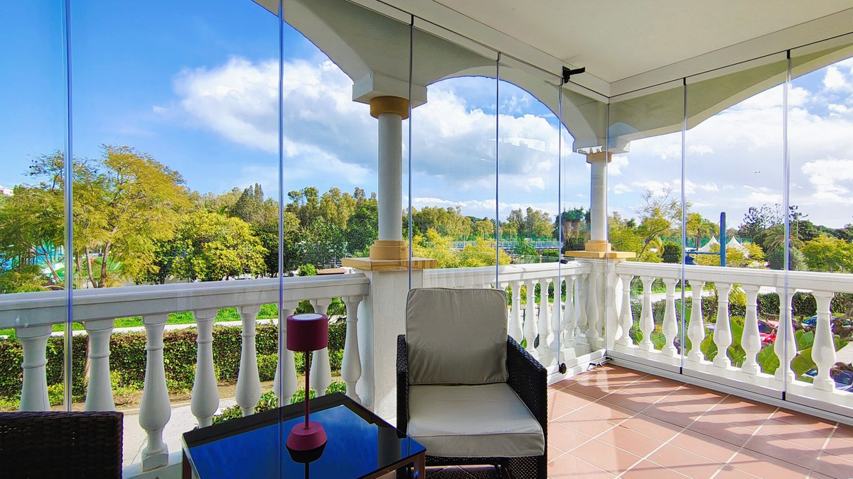 Appartement te koop in Nueva Andalucía | 4 slaapkamers H5311447