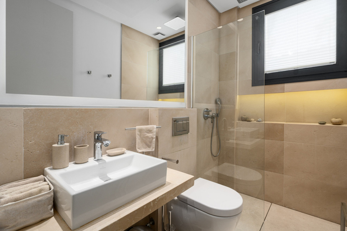 Appartement te koop in Nueva Andalucía | 6 slaapkamers H5311672