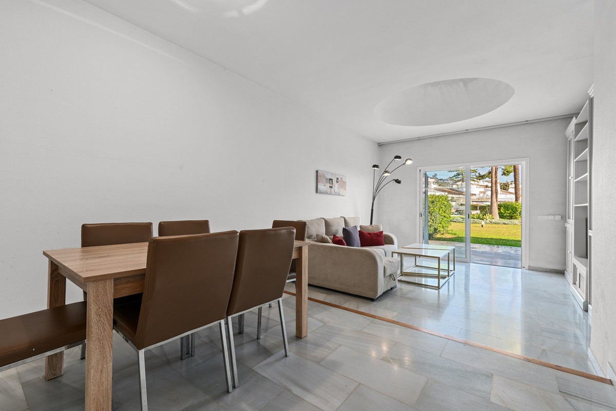 Appartement te koop in Nueva Andalucía | 2 slaapkamers H5314630