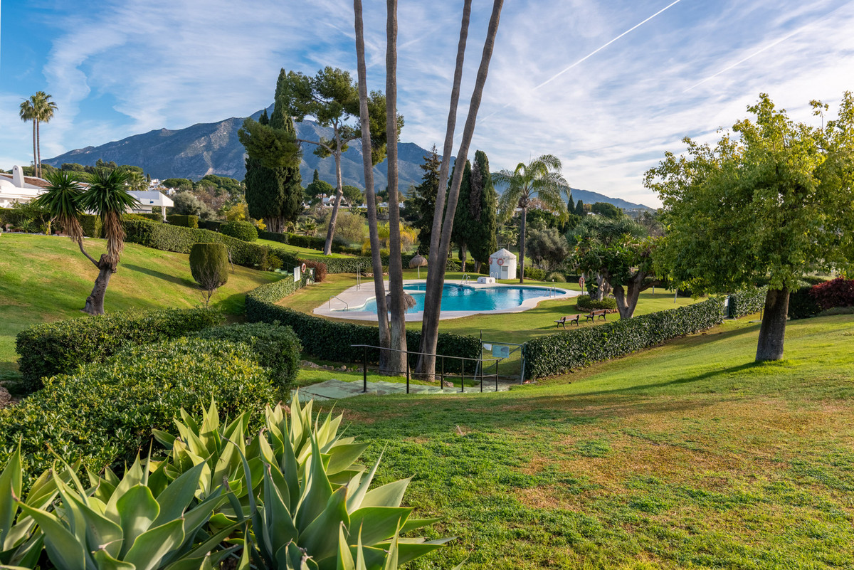 Appartement te koop in Nueva Andalucía | 2 slaapkamers H5314630