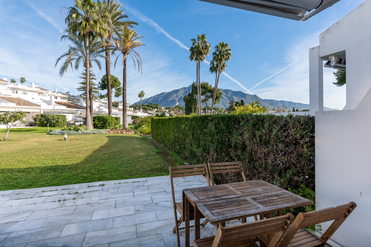 Appartement te koop in Nueva Andalucía | 2 slaapkamers H5314630