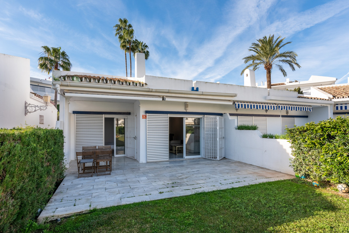 Appartement te koop in Nueva Andalucía | 2 slaapkamers H5314630