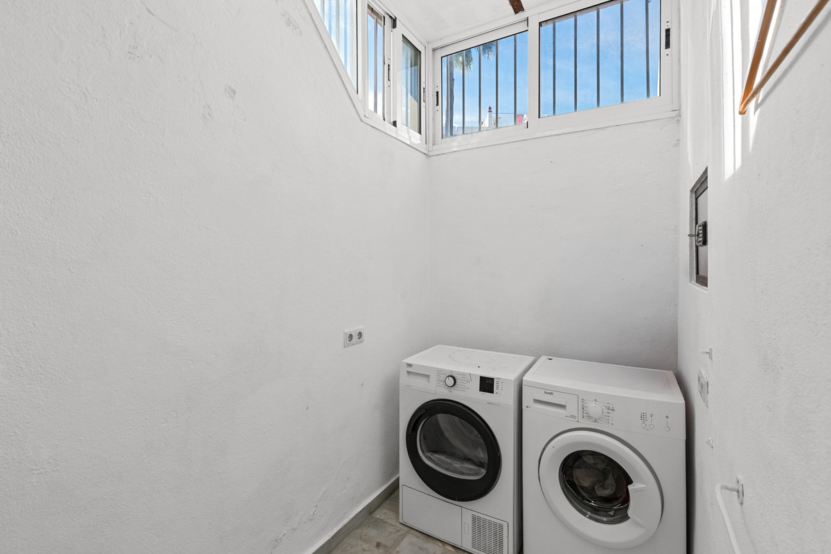 Appartement te koop in Nueva Andalucía | 2 slaapkamers H5314630