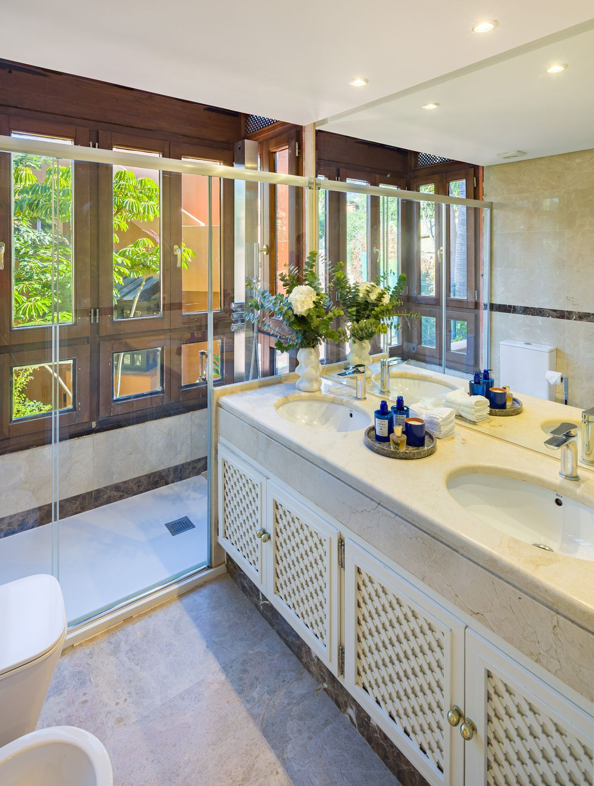 Appartement te koop in Nueva Andalucía | 4 slaapkamers H5315089