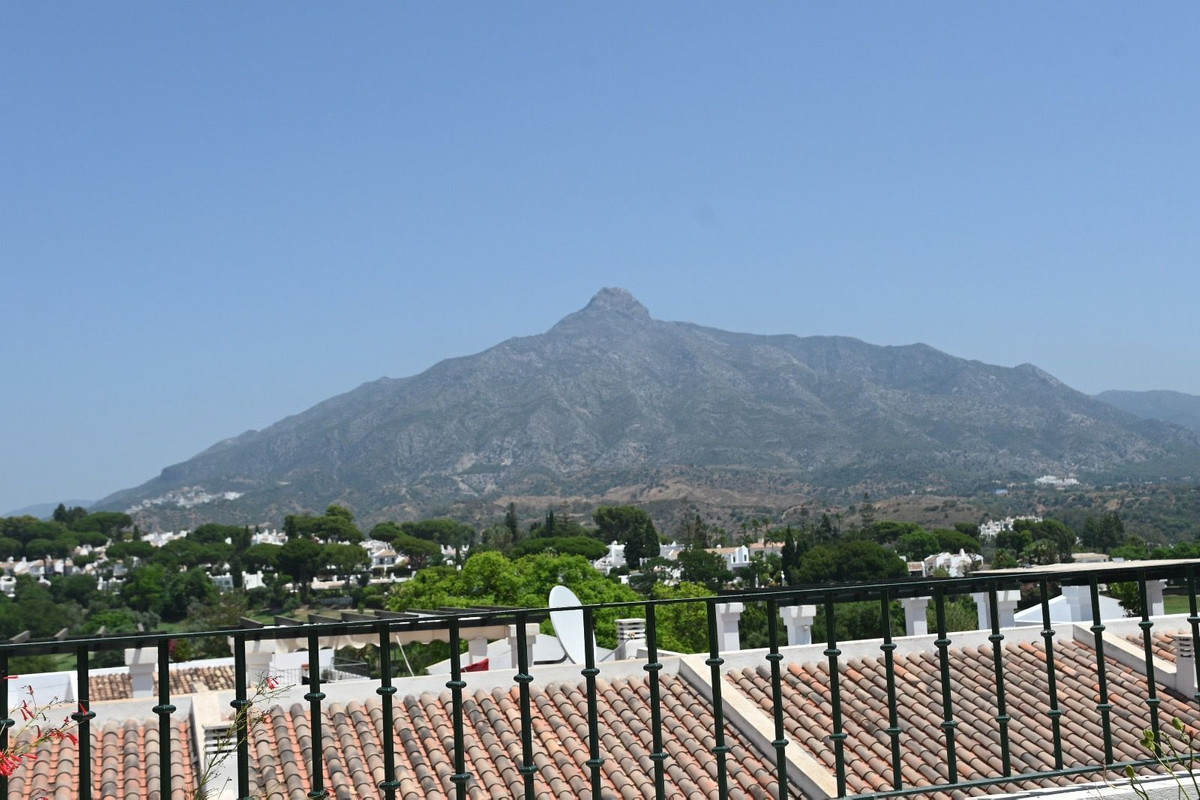 Appartement te koop in Nueva Andalucía | 2 slaapkamers H5315641