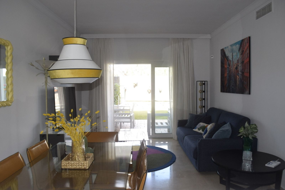 Appartement te koop in Nueva Andalucía | 2 slaapkamers H5315641