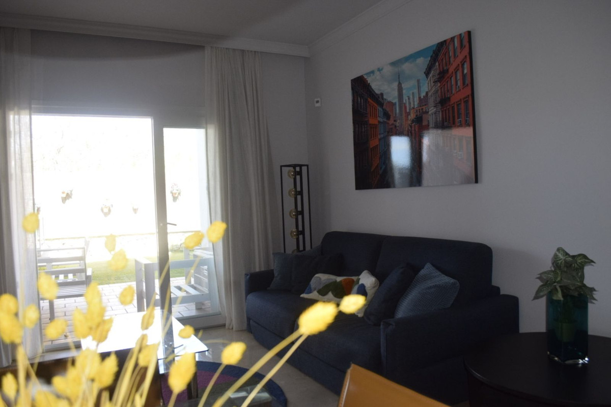 Appartement te koop in Nueva Andalucía | 2 slaapkamers H5315641