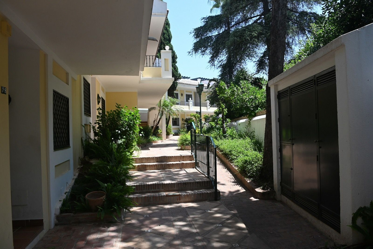 Appartement te koop in Nueva Andalucía | 2 slaapkamers H5315641