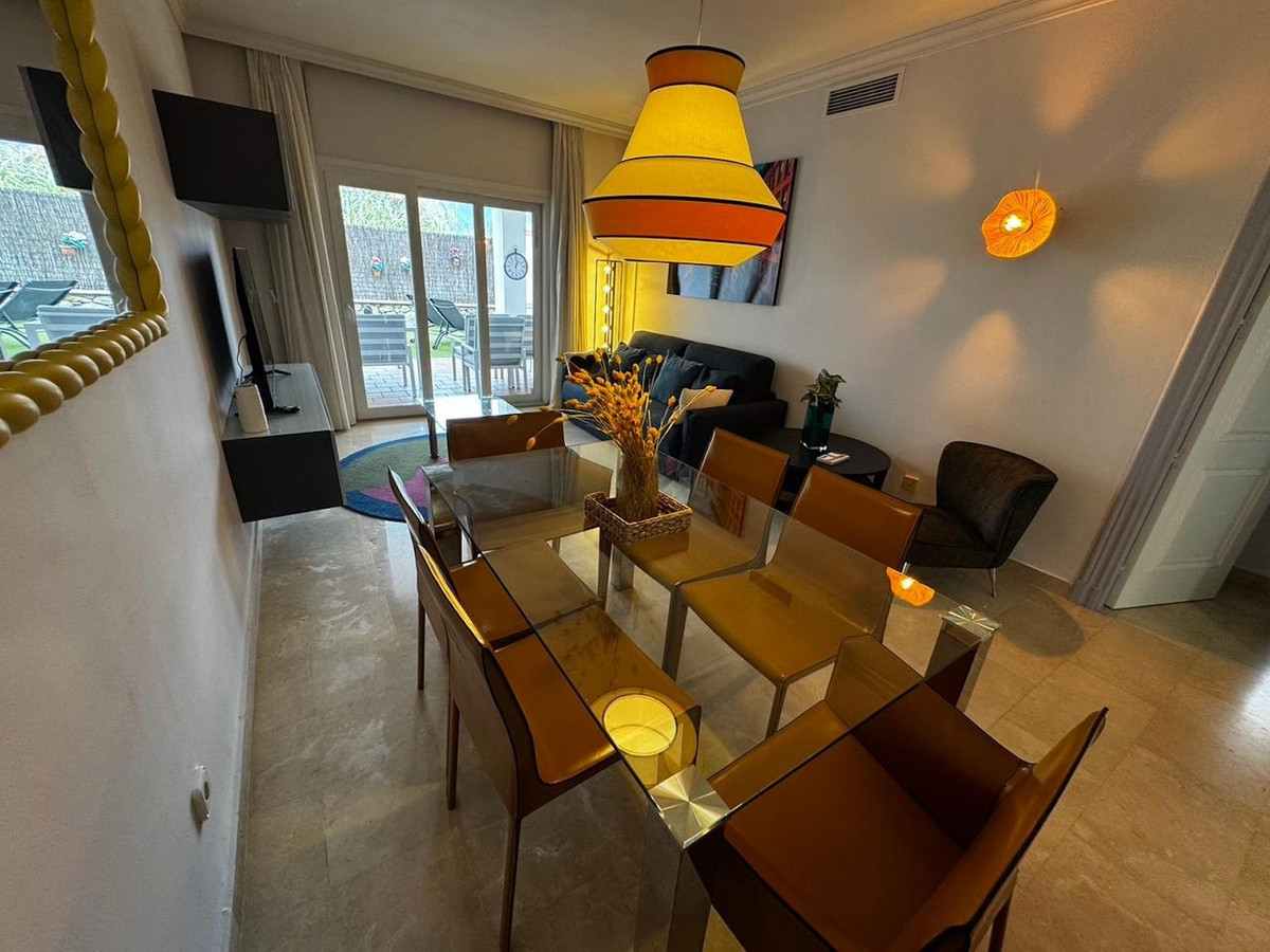 Appartement te koop in Nueva Andalucía | 2 slaapkamers H5315641