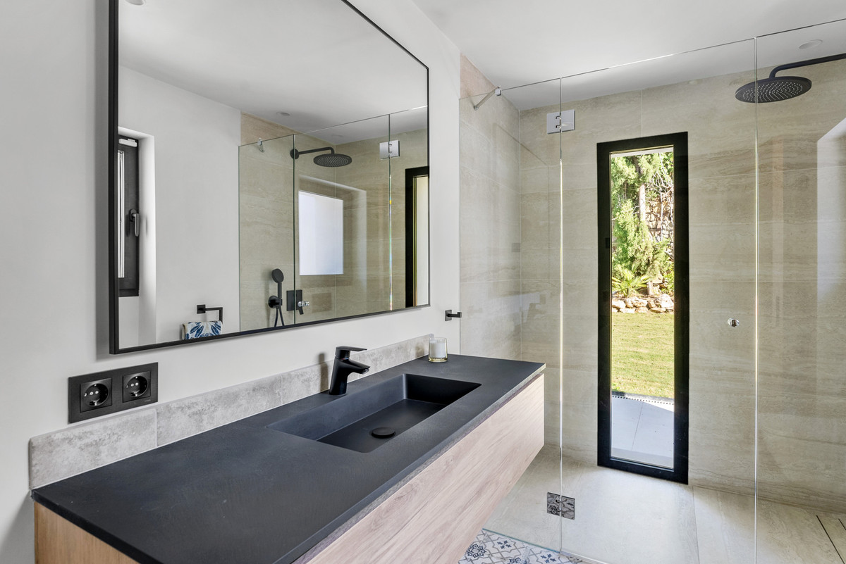 Appartement te koop in Nueva Andalucía | 4 slaapkamers H5315866