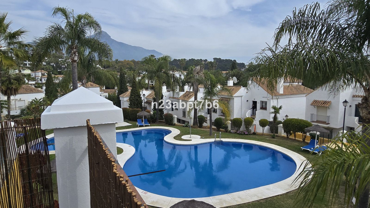 Appartement te koop in Nueva Andalucía | 2 slaapkamers H5315965