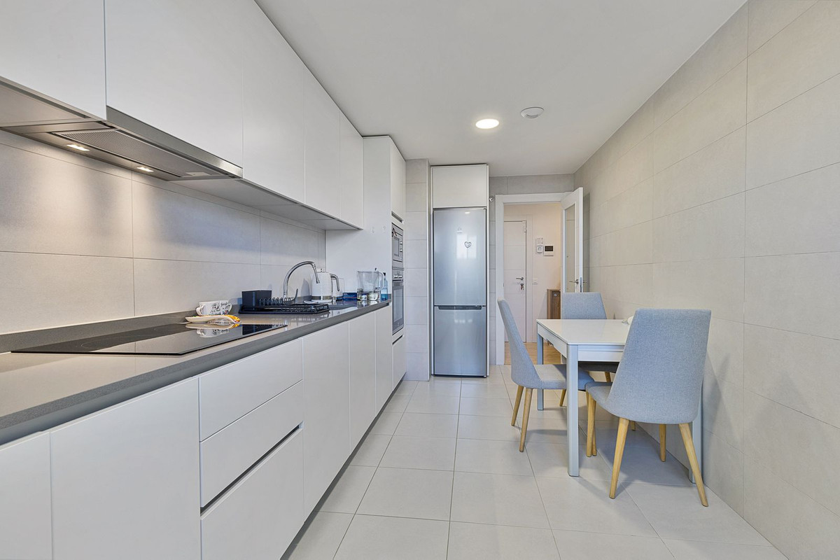 Appartement te koop in Nueva Andalucía | 3 slaapkamers H5316049