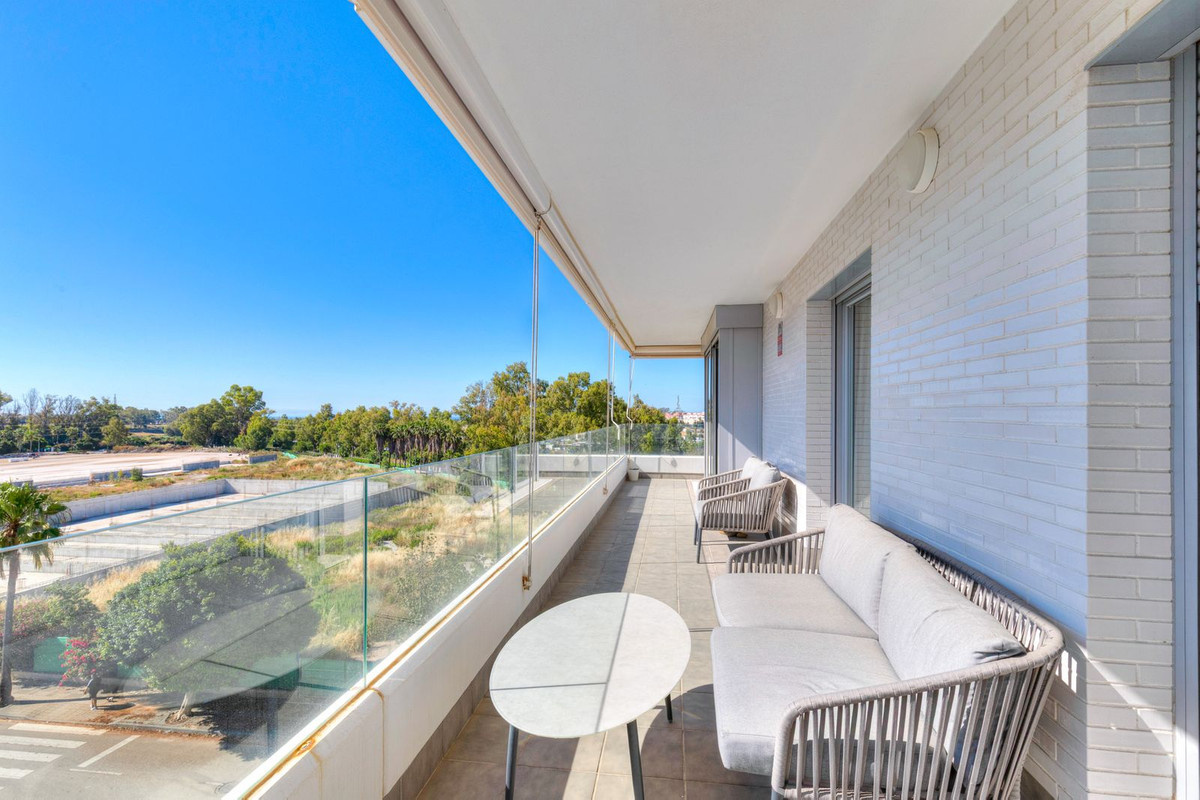 Appartement te koop in Nueva Andalucía | 3 slaapkamers H5316049