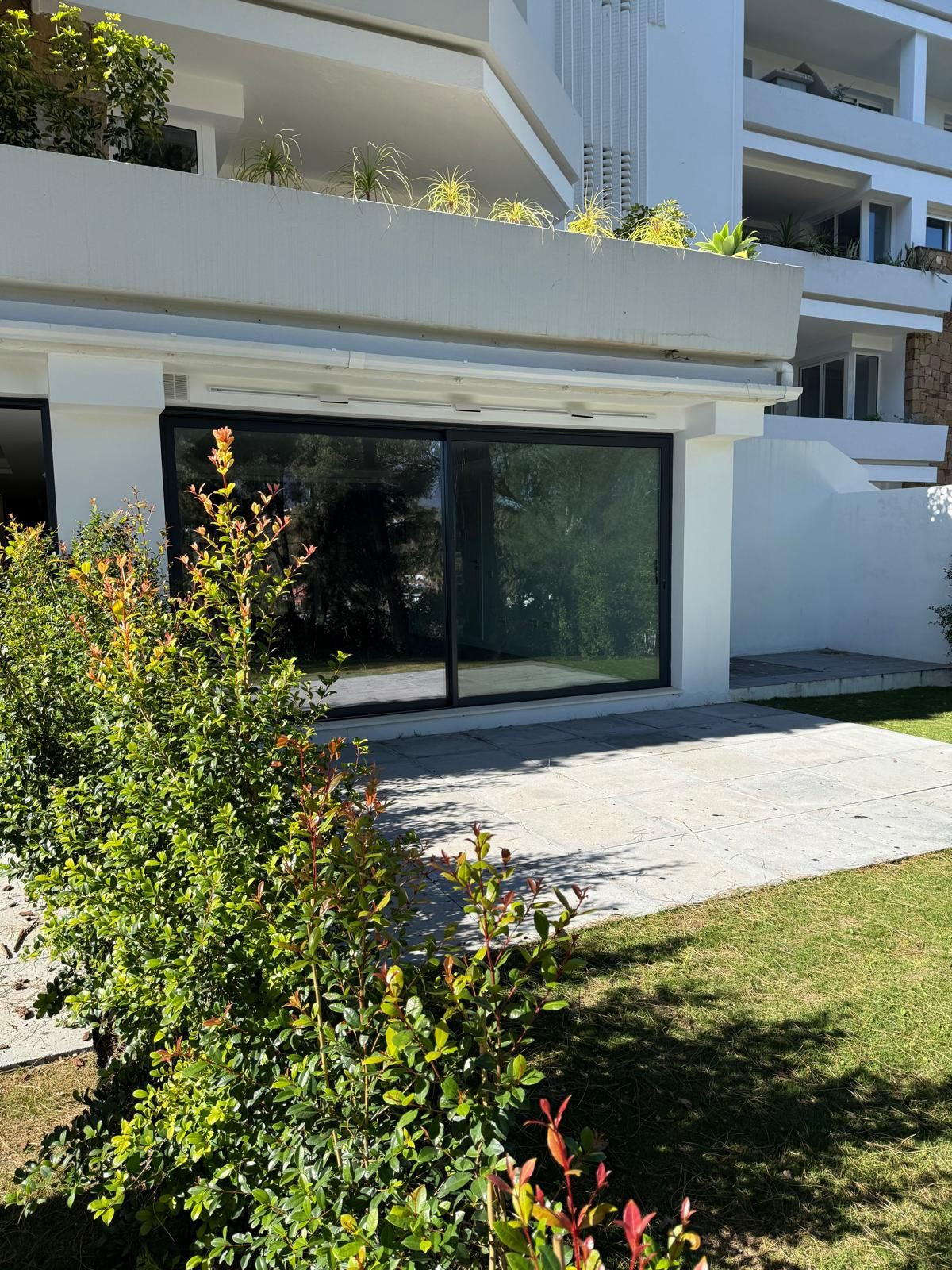 Appartement te koop in Nueva Andalucía | 1 slaapkamers H5316055