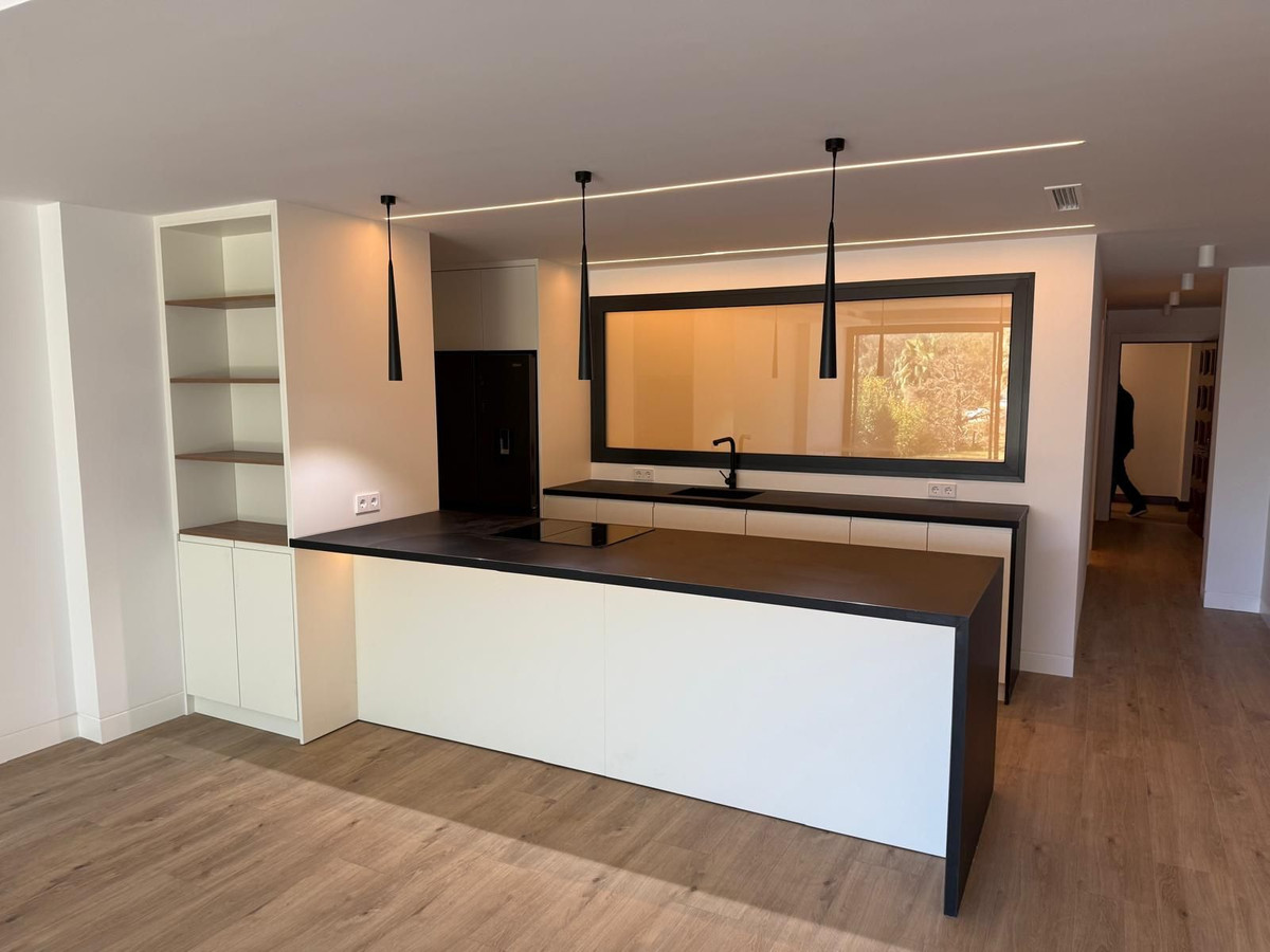 Appartement te koop in Nueva Andalucía | 1 slaapkamers H5316055