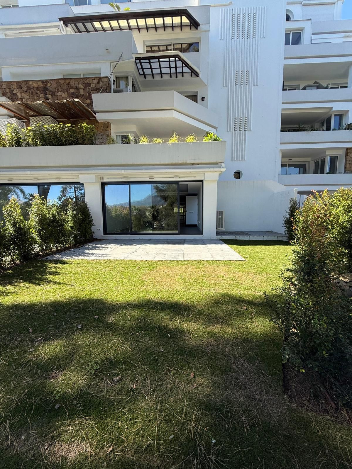 Appartement te koop in Nueva Andalucía | 1 slaapkamers H5316097